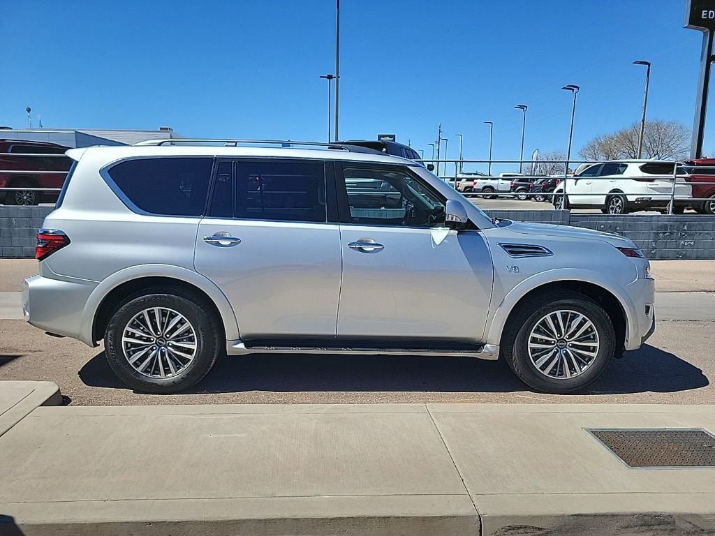 Used 2022 Nissan Armada SL image 8