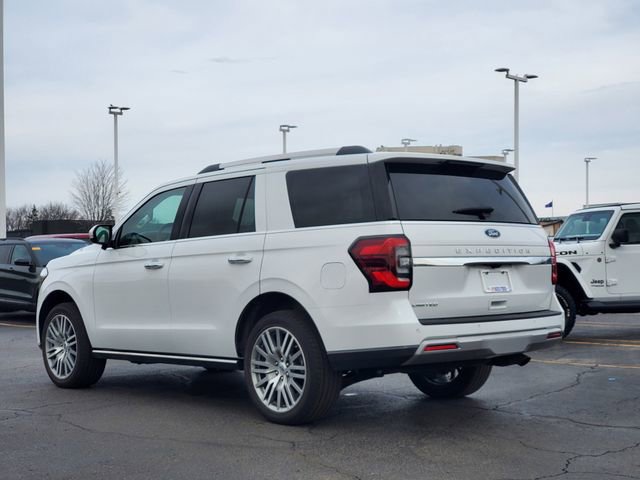 Used 2023 Ford Expedition Limited image 3