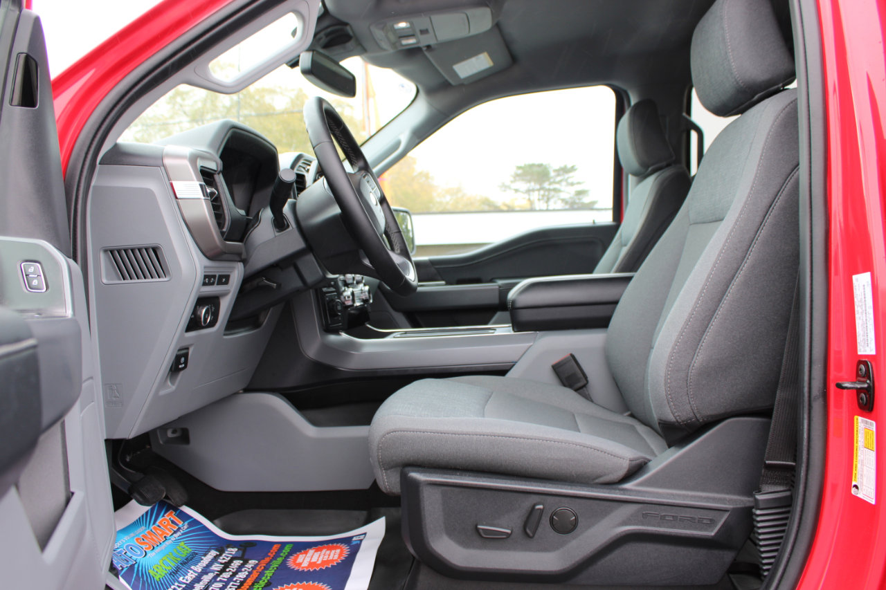 Used 2024 Ford F150 XLT w/ Equipment Group 302A MID image 15