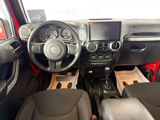 Used 2018 Jeep Wrangler Unlimited Sahara w/ Connectivity Group AWD/4WD image 21