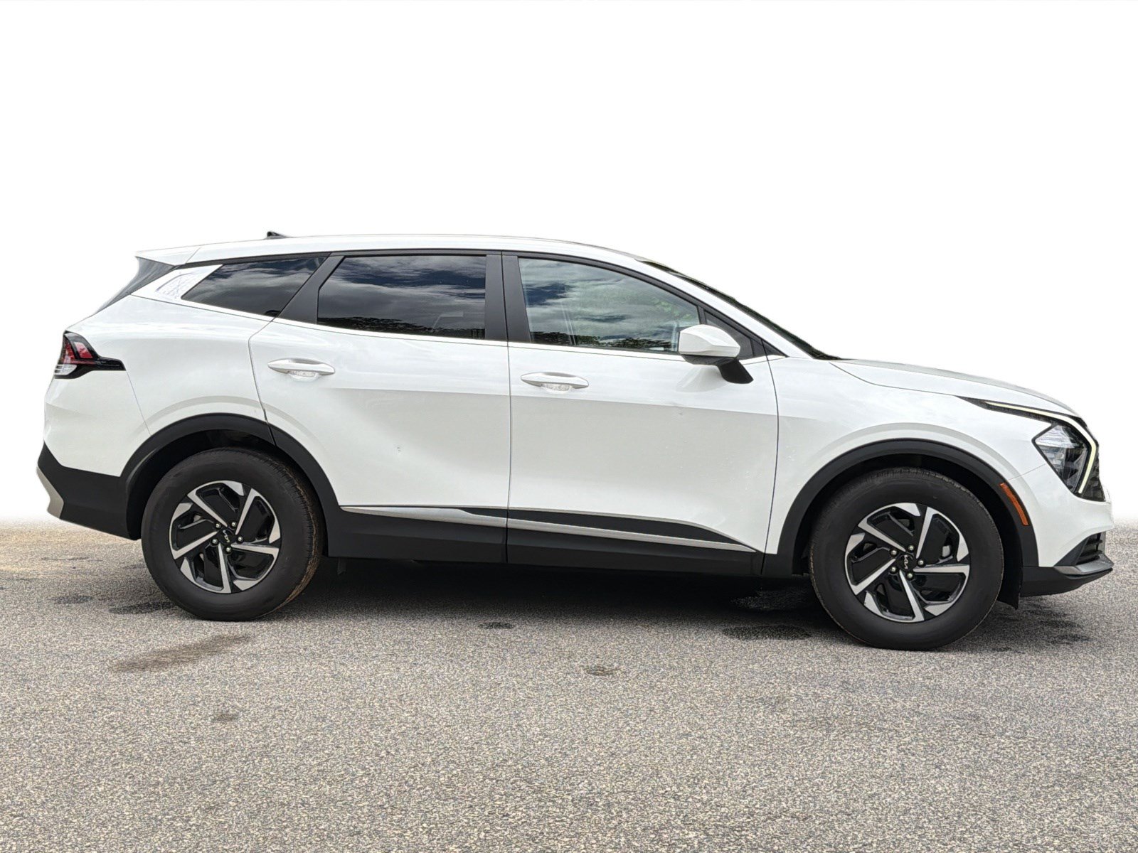 Certified 2023 Kia Sportage LX FWD image 25