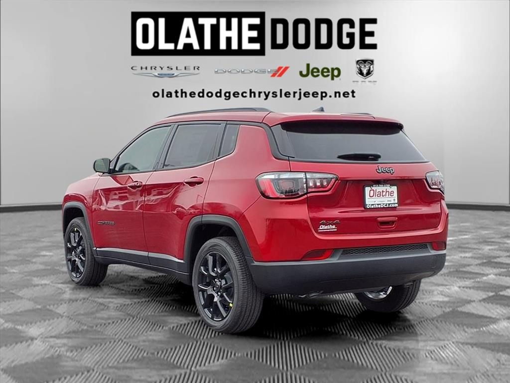 New 2026 Jeep Compass Latitude image 3