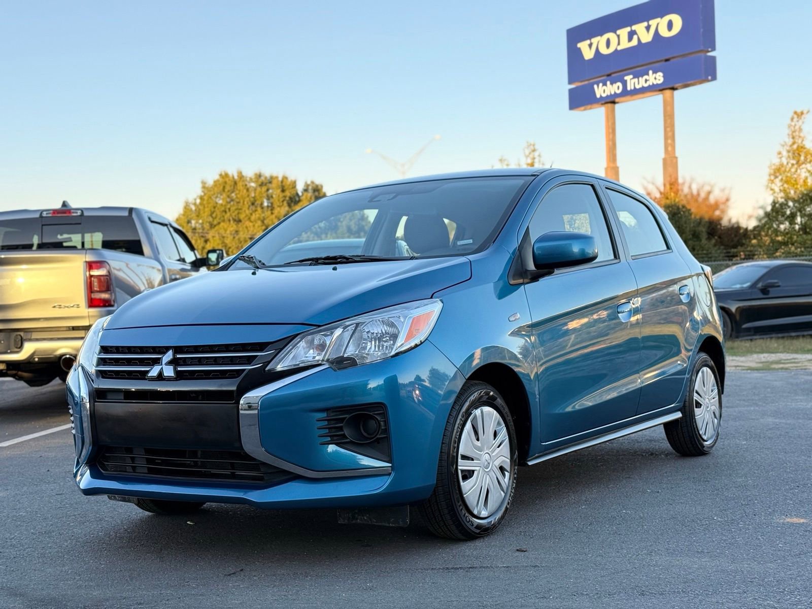 Used 2024 Mitsubishi Mirage LE FWD image 2