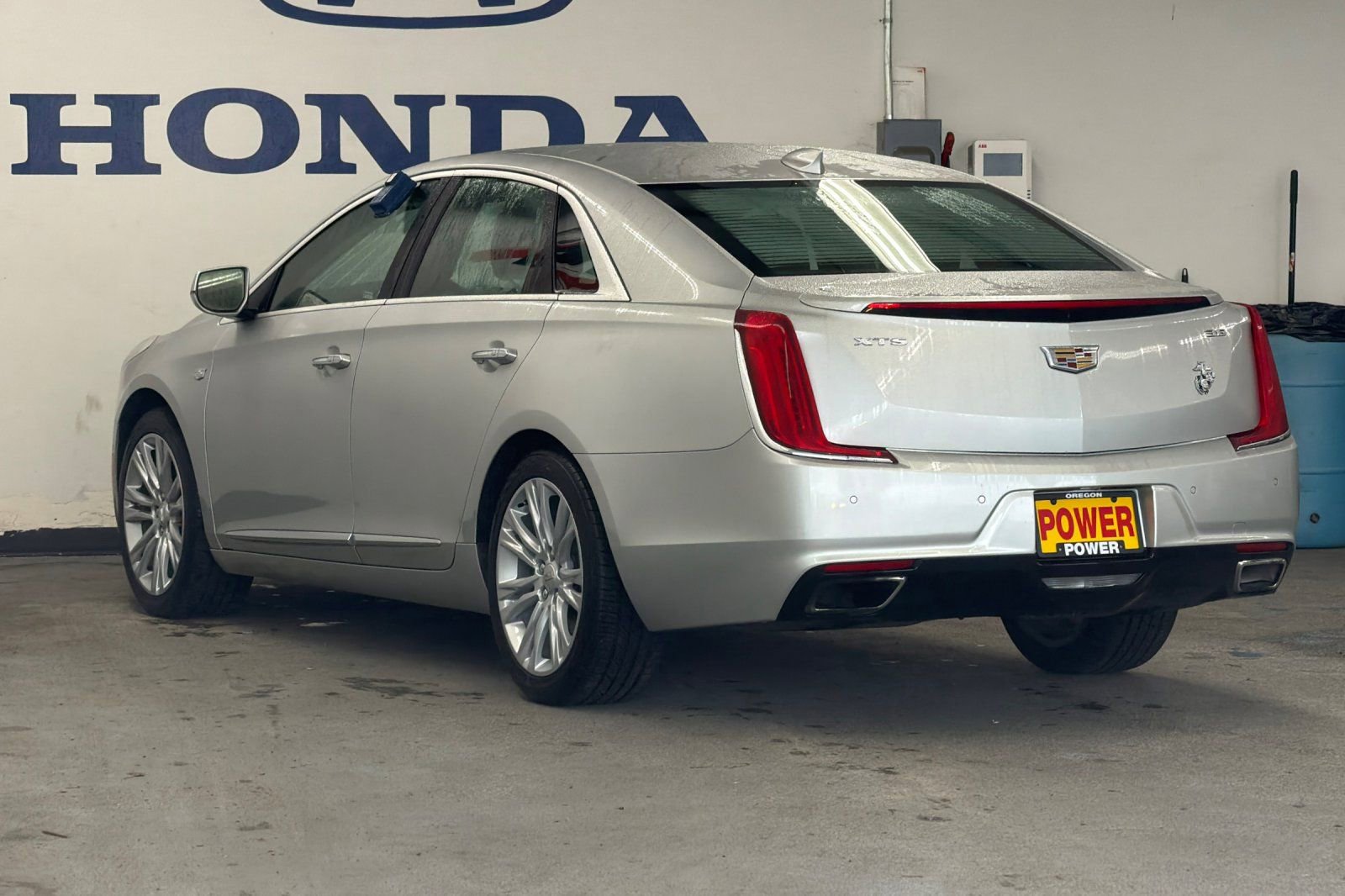 Used 2018 Cadillac XTS Luxury image 5