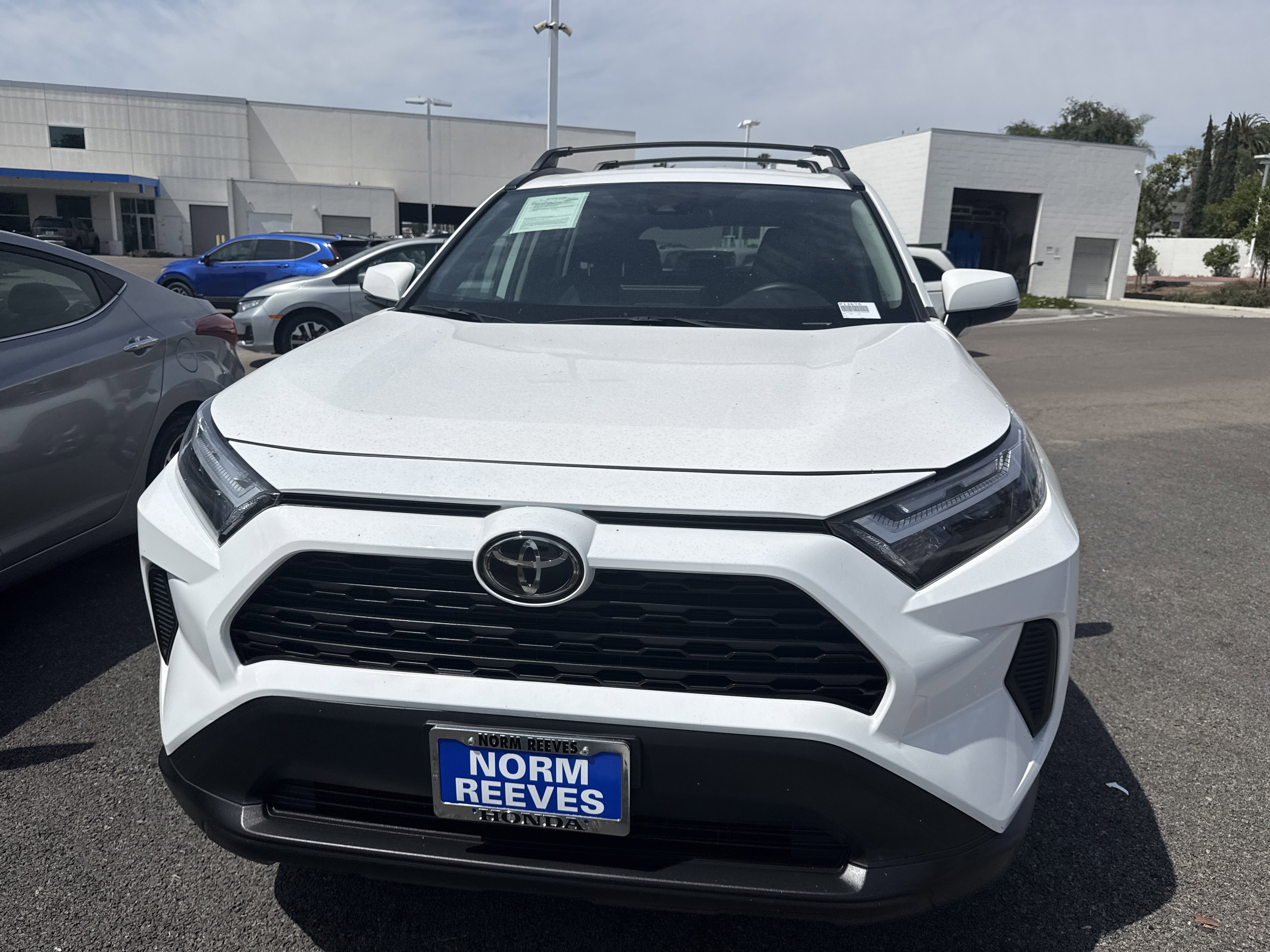 Used 2025 Toyota RAV4 XLE image 8
