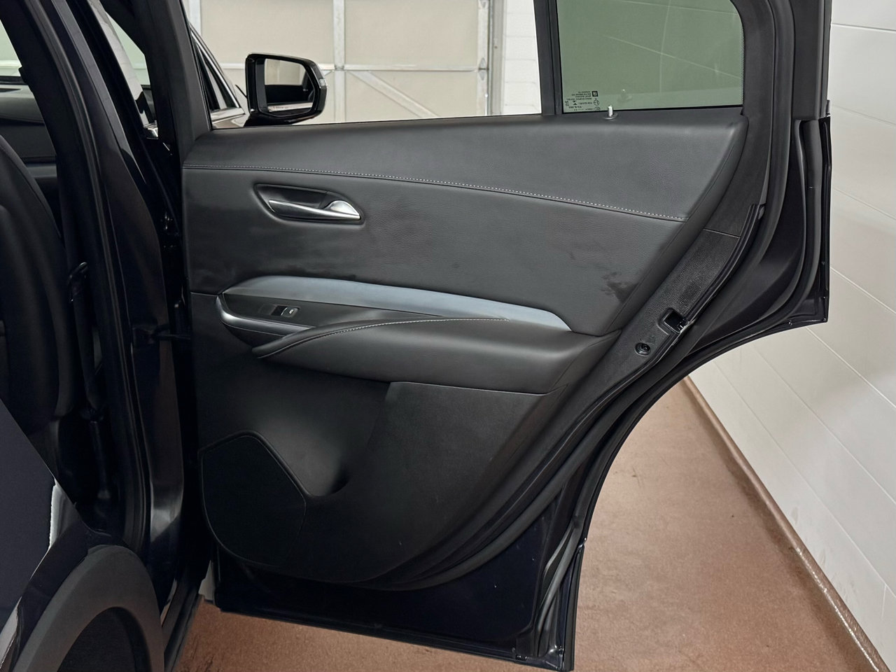 Used 2022 Cadillac XT4 Premium Luxury w/ Enhanced Visibility Package image 36