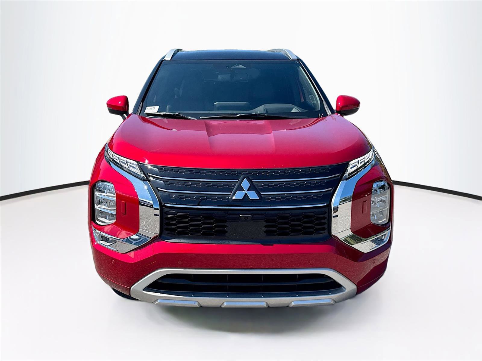 New 2025 Mitsubishi Outlander SEL image 2