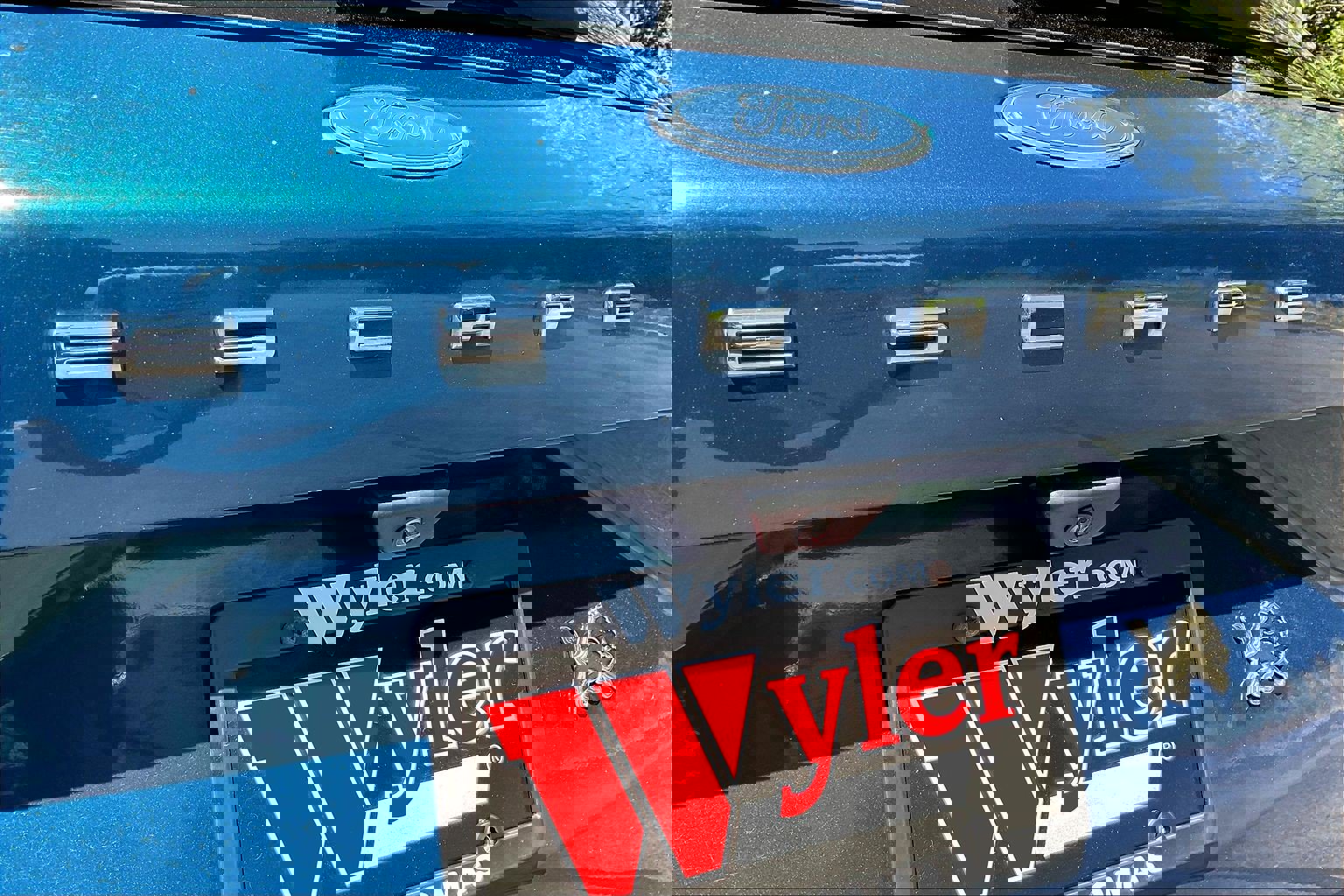 Used 2020 Ford Escape SEL FWD image 24