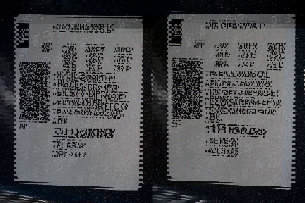 Used 2021 Chevrolet Camaro ZL1 image 18