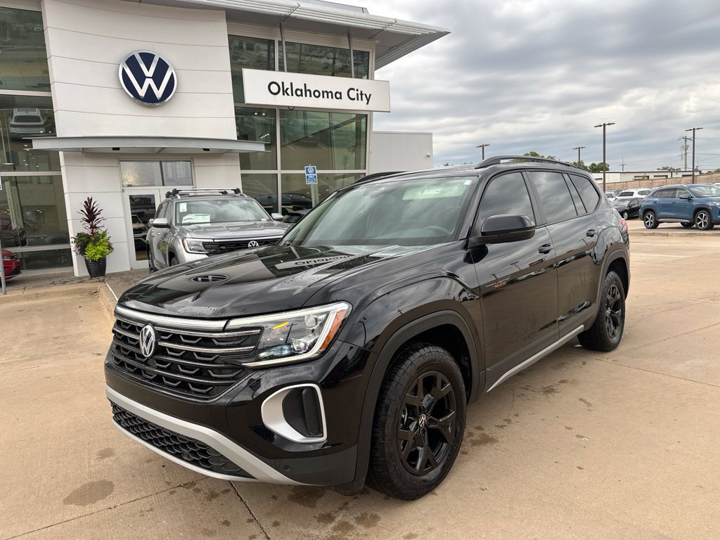 Used 2024 Volkswagen Atlas Peak Edition SE