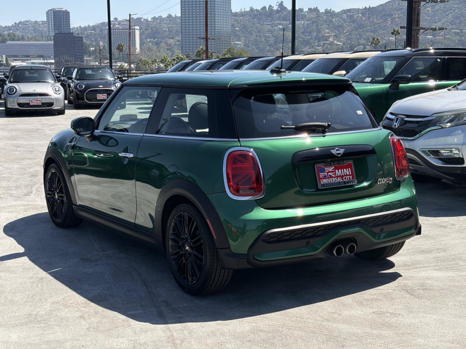 Used 2023 MINI Cooper S FWD image 3