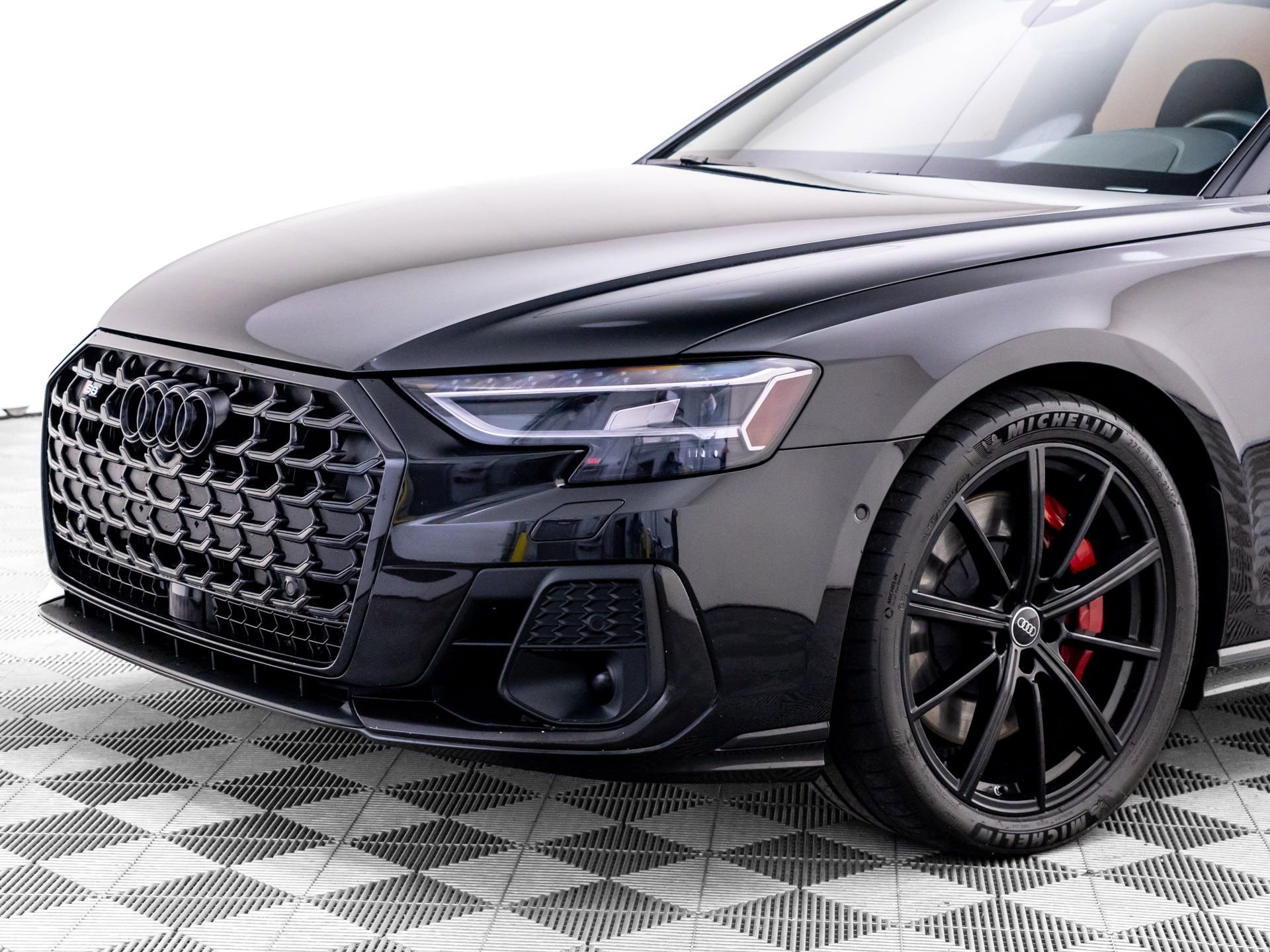 Used 2023 Audi S8 w/ S8 Executive Package AWD/4WD image 35
