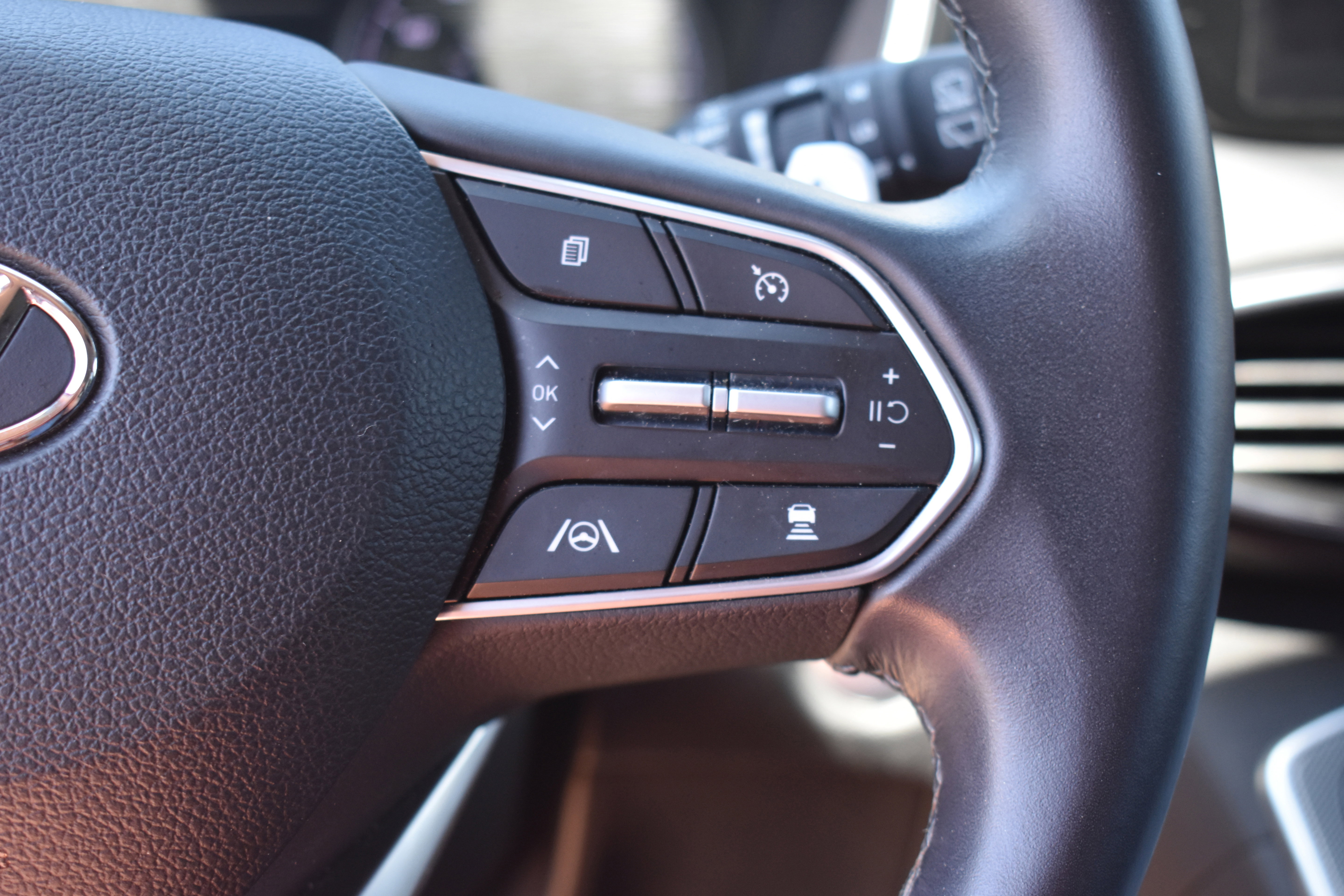 Used 2023 Hyundai Santa Fe SEL AWD/4WD image 14