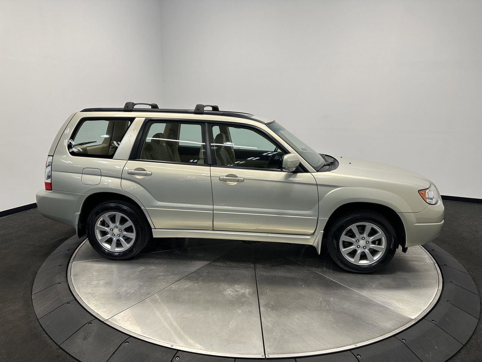 Used 2007 Subaru Forester 2.5X w/ Popular Equipment Group 1G image 7