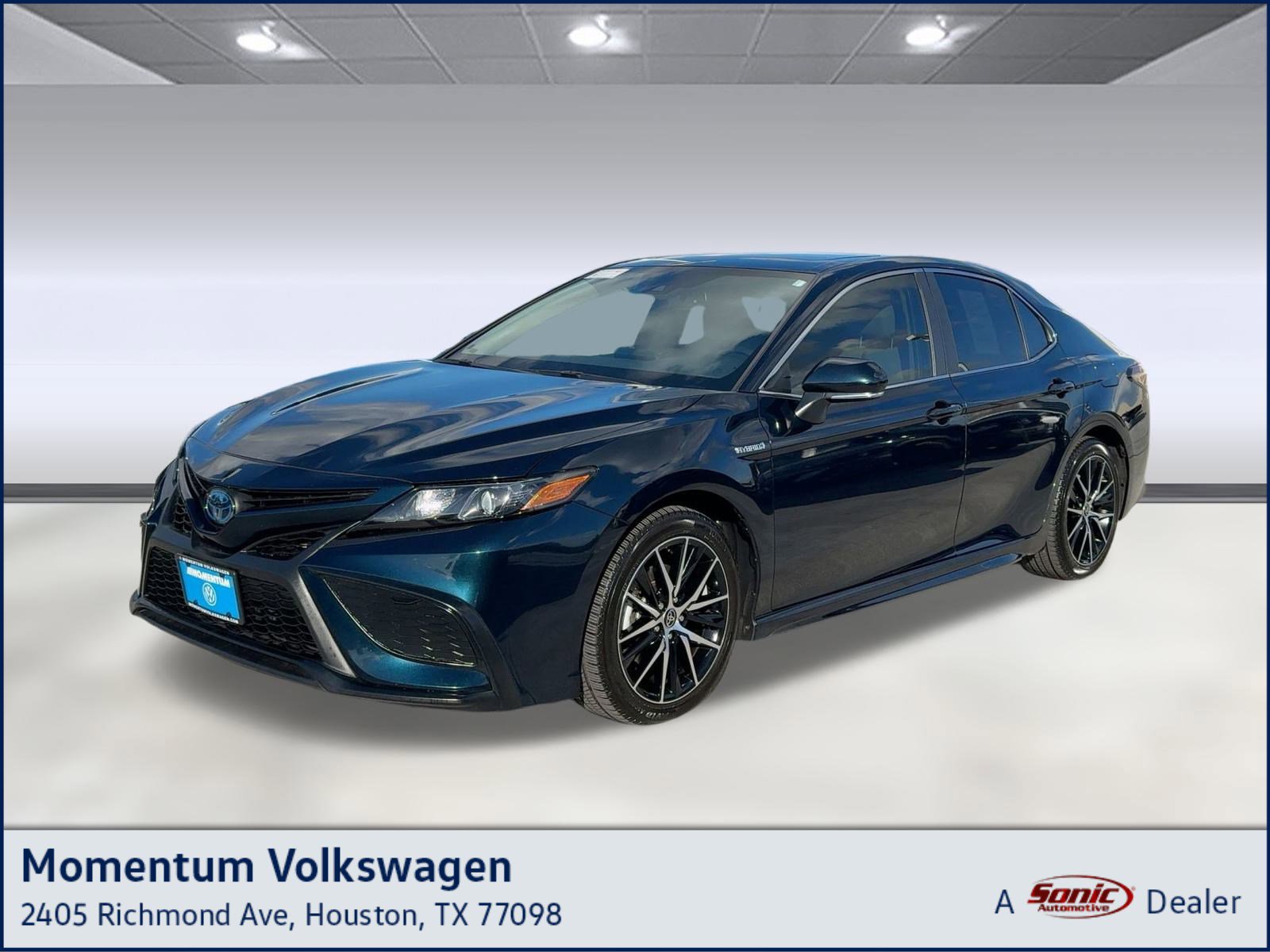 Used 2021 Toyota Camry SE w/ Audio Upgrade Package