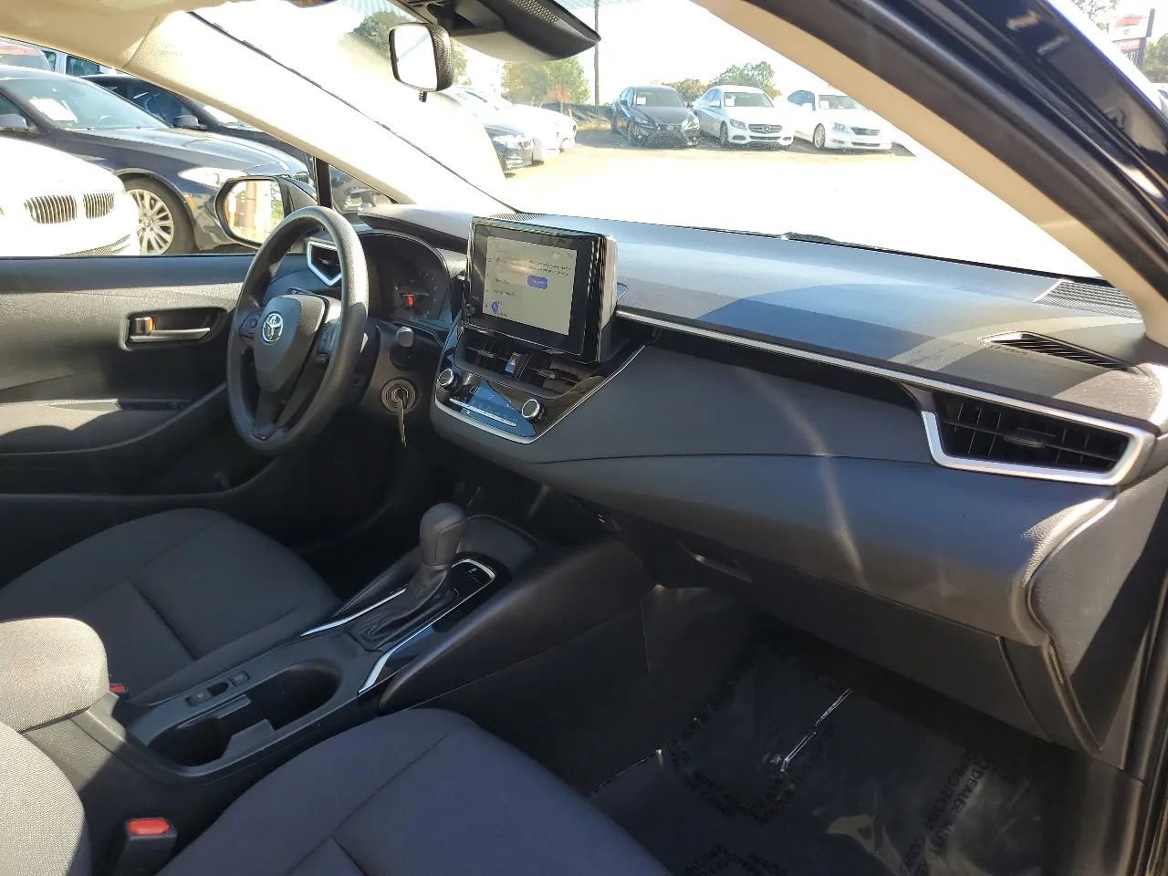 Used 2023 Toyota Corolla LE image 37