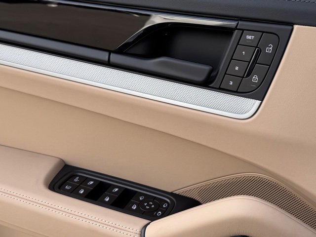 New 2026 Porsche Cayenne E-Hybrid image 15