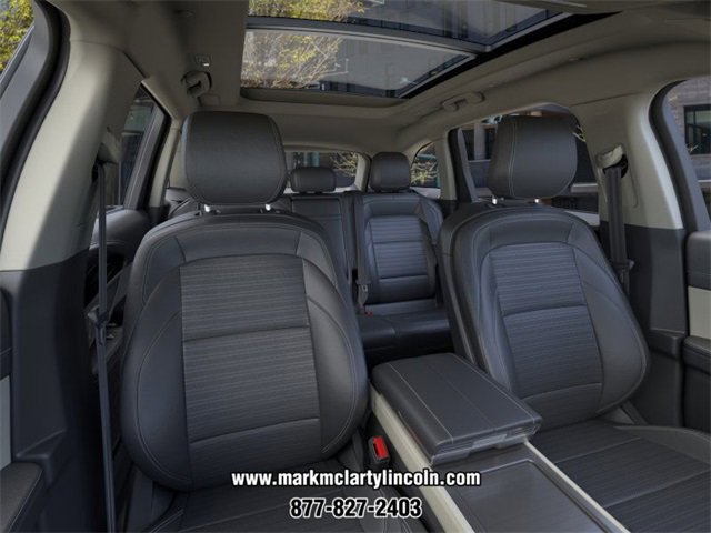 New 2025 Lincoln Nautilus Reserve image 10