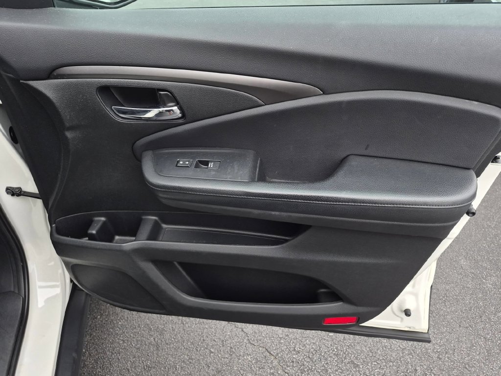 Used 2019 Honda Passport EX-L image 32