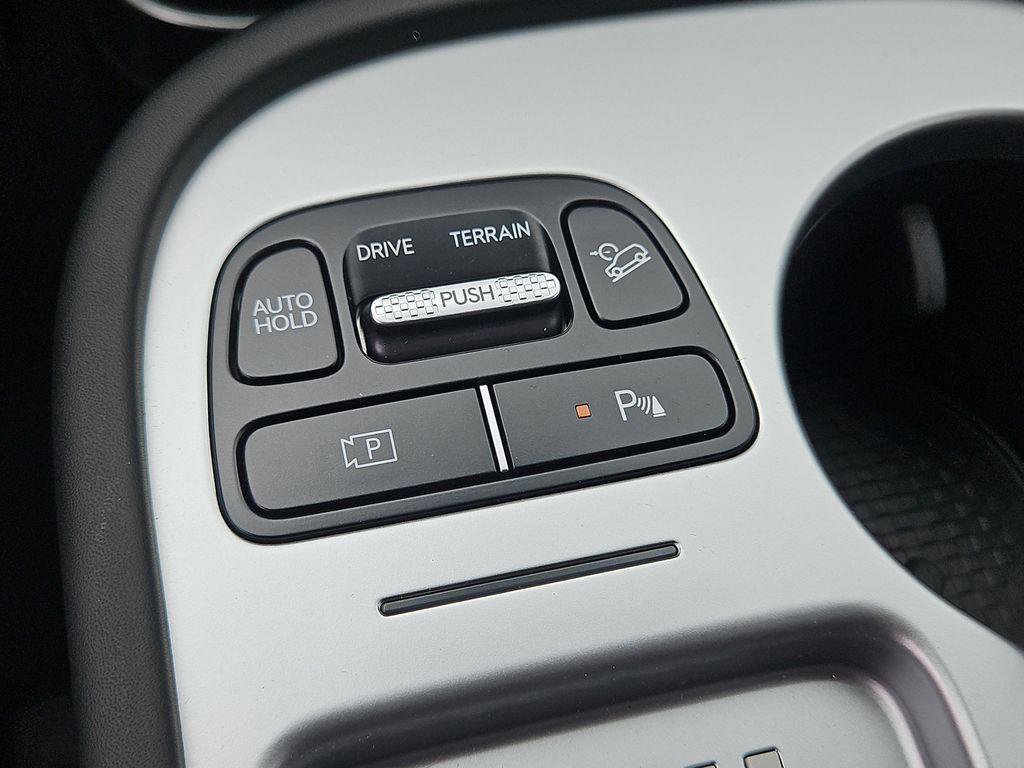 New 2026 Hyundai Ioniq 9 SEL image 9