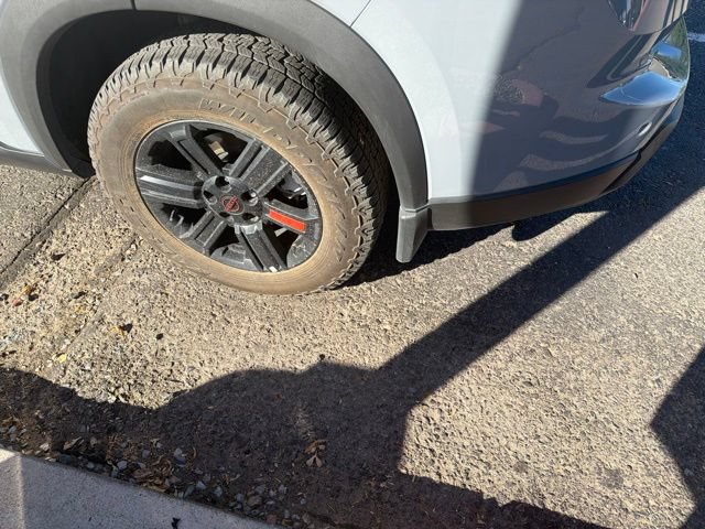 Used 2025 Nissan Rogue SV AWD/4WD image 21