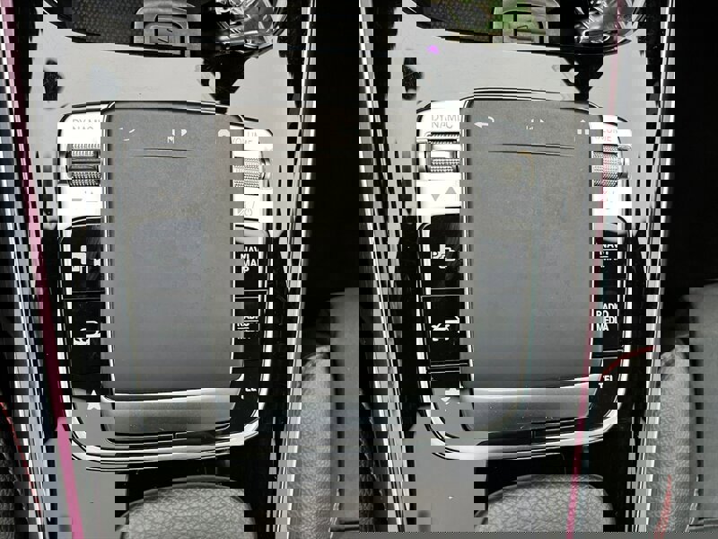 Used 2020 Mercedes-Benz GLB 250 4MATIC w/ AMG Line image 36