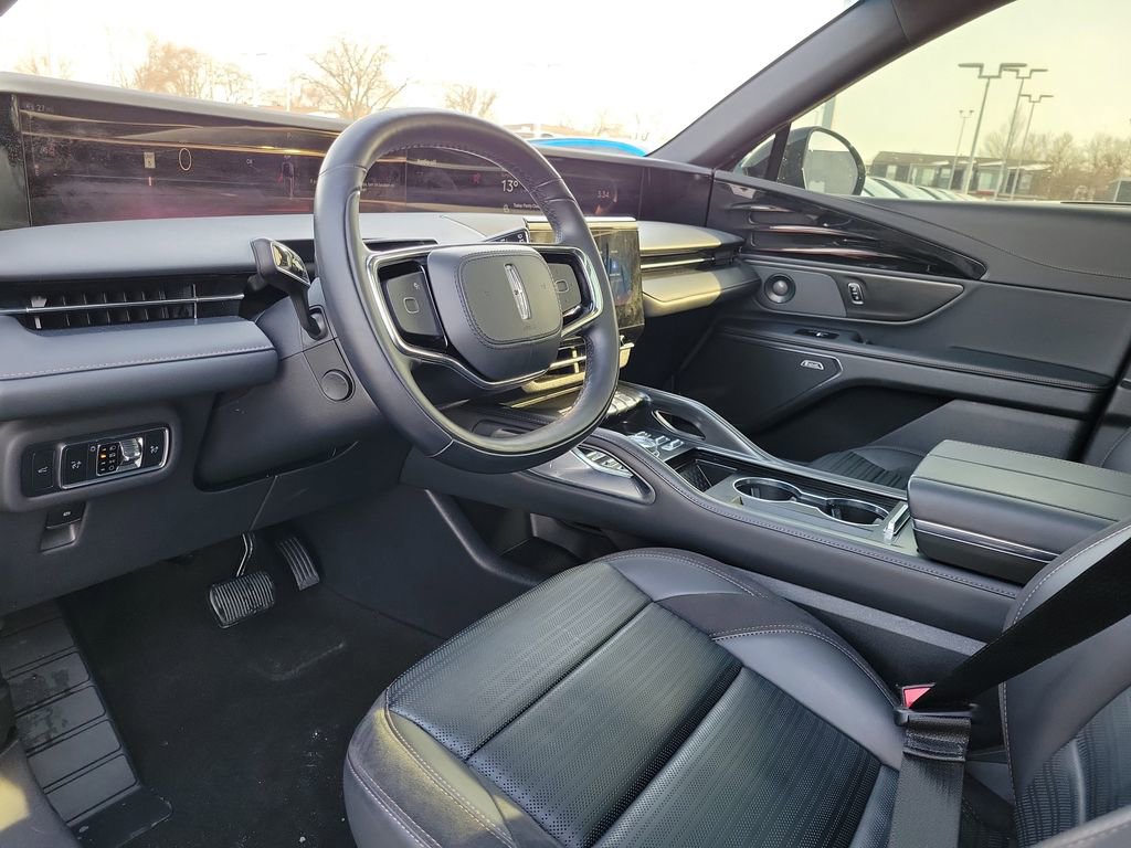 Certified 2024 Lincoln Nautilus Reserve w/ Equipment Group 202A image 20