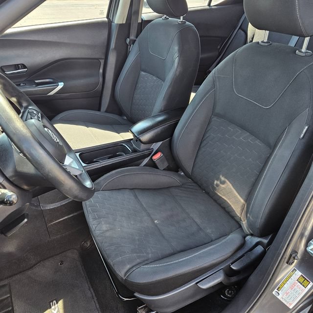 Used 2023 Nissan Kicks SV FWD image 11