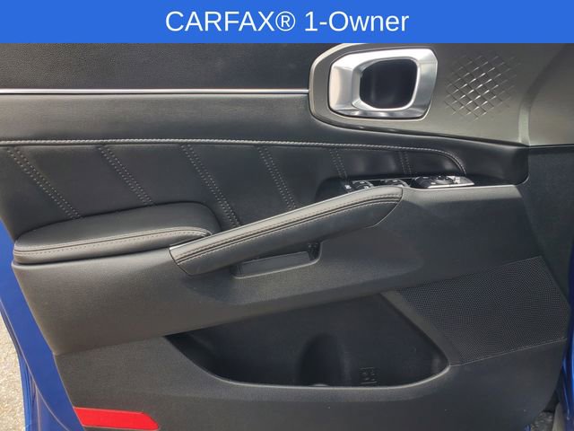 Used 2023 Kia Sorento SX AWD/4WD image 13