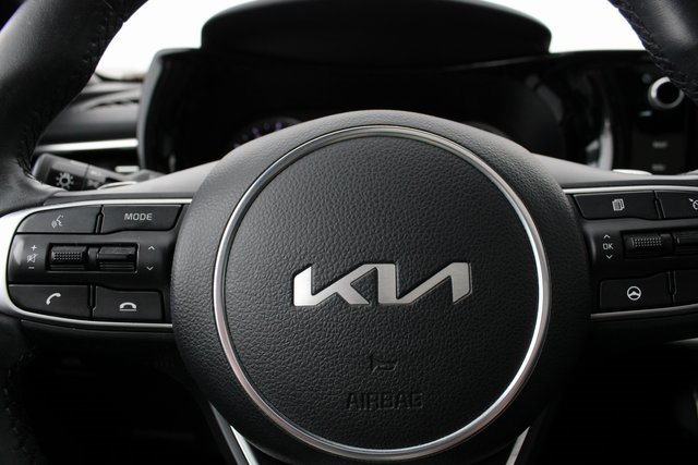 Used 2023 Kia K5 GT image 8