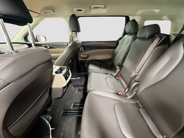 New 2026 Kia Carnival image 25