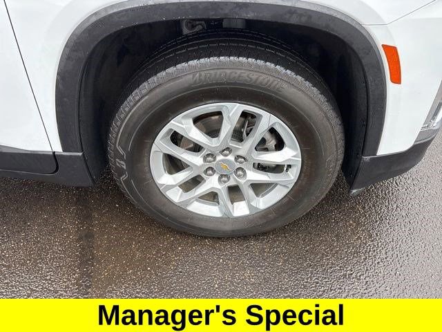Used 2023 Chevrolet Traverse LS w/ Safety Package image 43