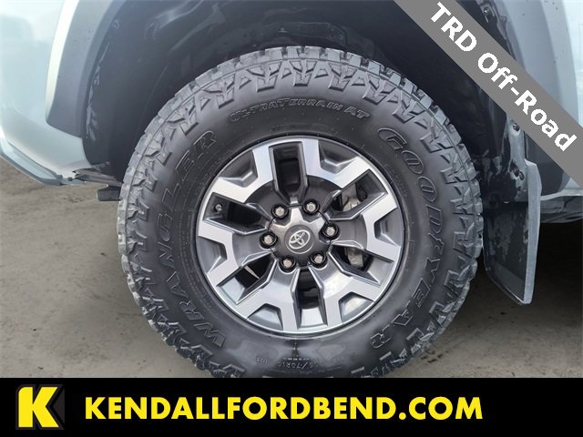 Used 2019 Toyota Tacoma TRD Off-Road image 10