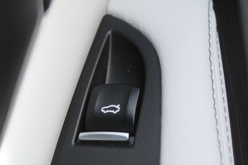 Used 2025 BMW X5 xDrive40i AWD/4WD image 26