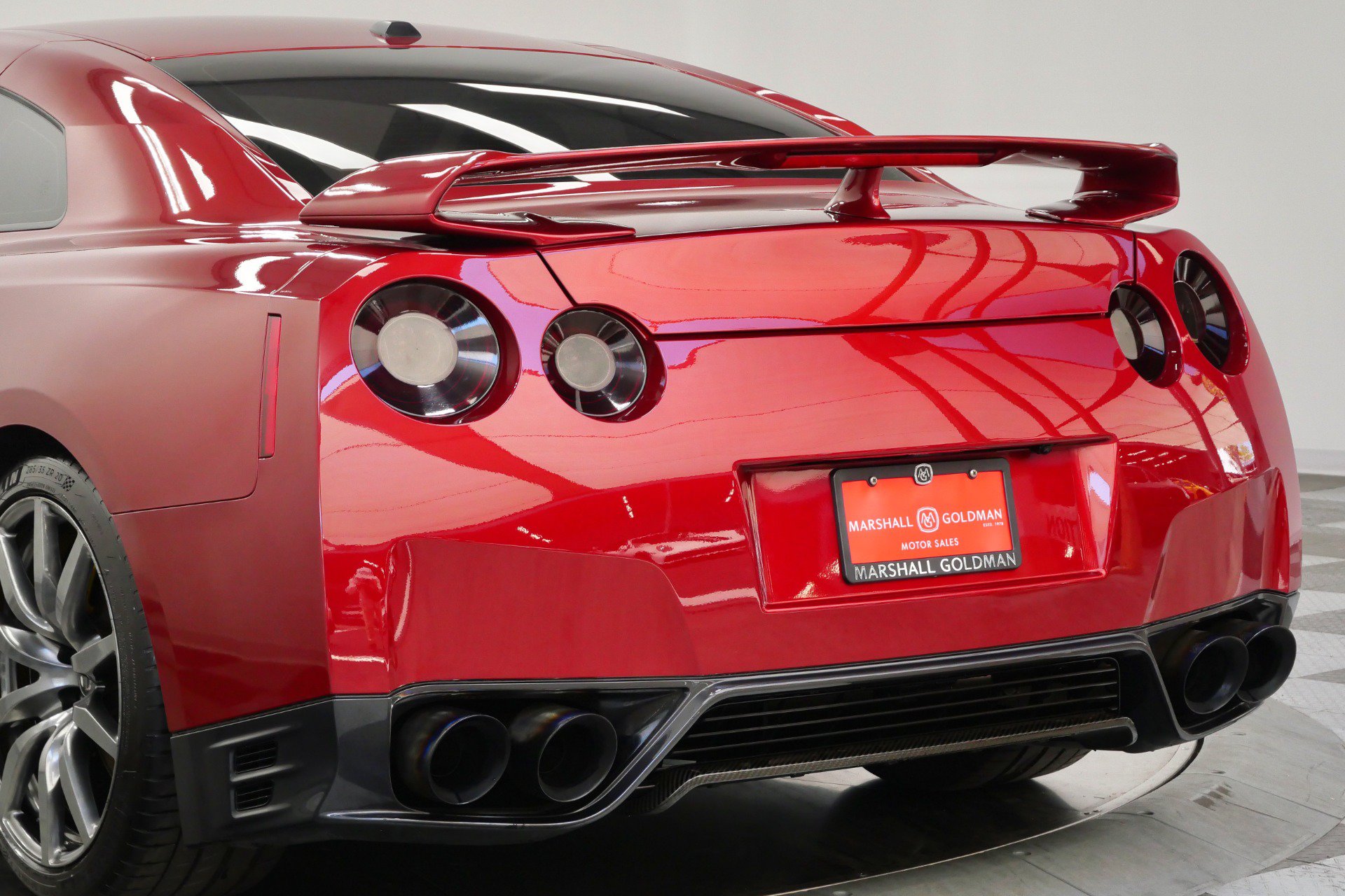 Used 2015 Nissan GT-R Premium AWD/4WD image 45