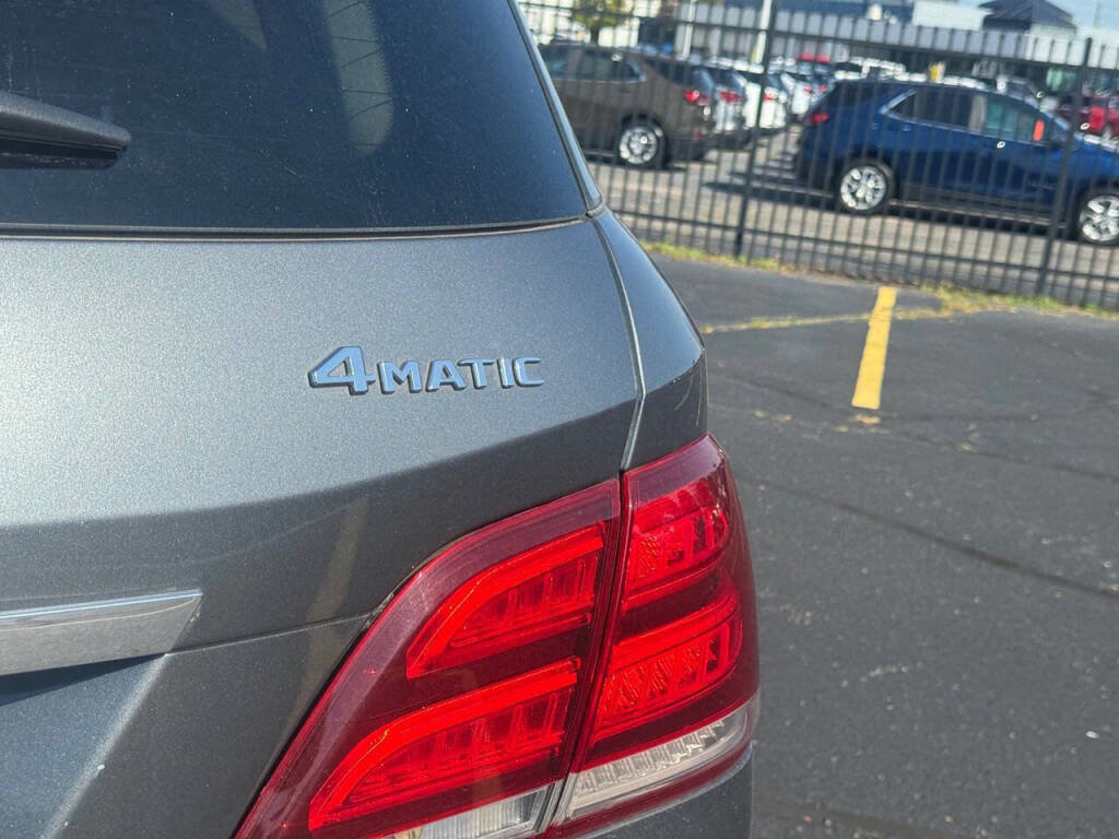 Used 2017 Mercedes-Benz GLE 350 4MATIC image 33
