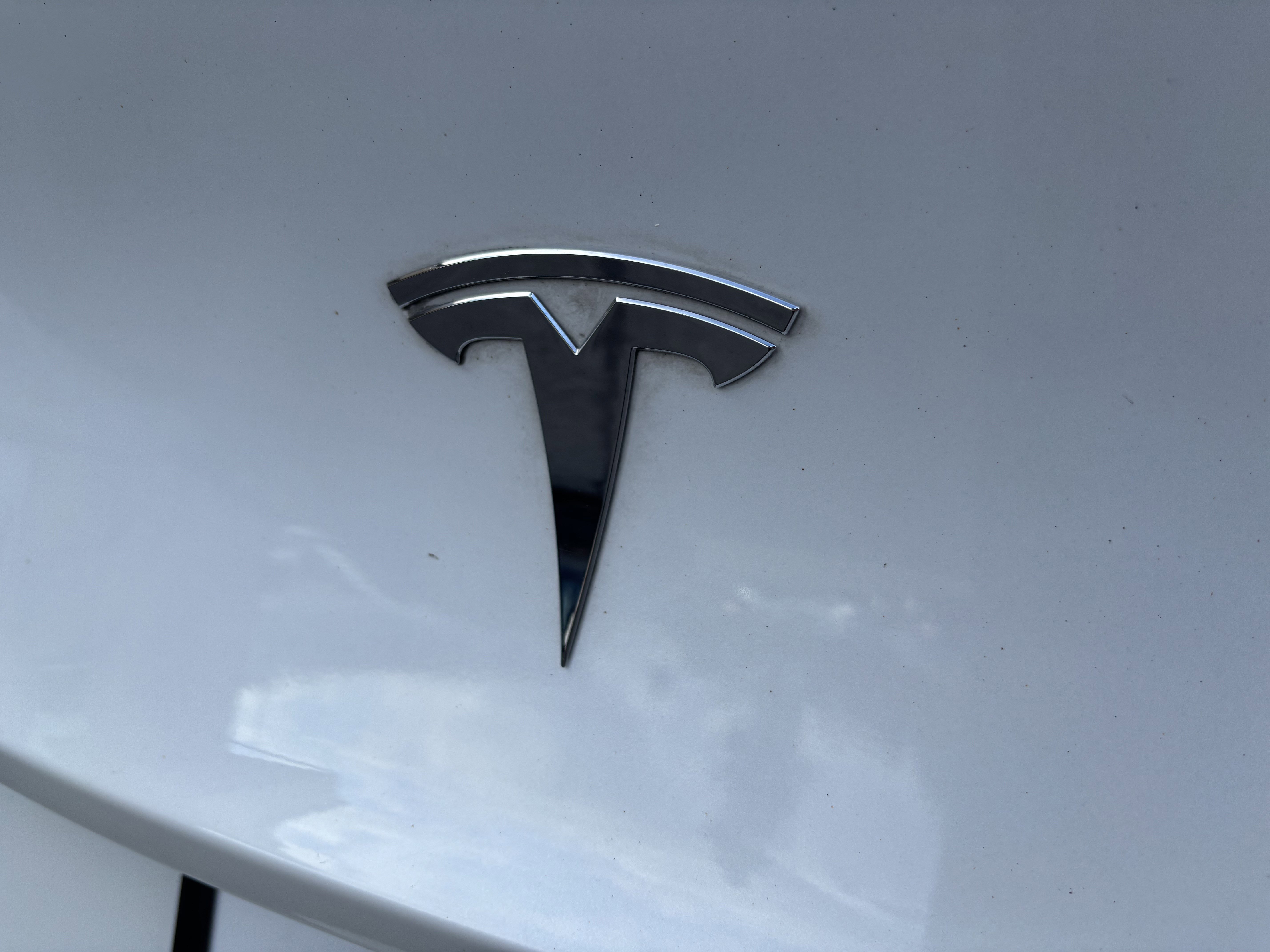 Used 2021 Tesla Model Y Long Range image 22