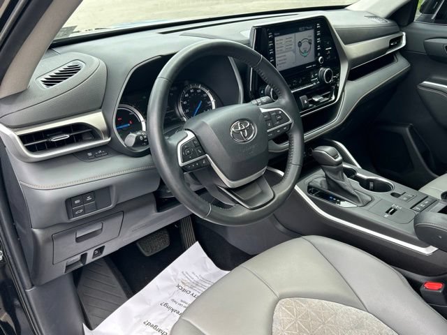 Used 2022 Toyota Highlander Bronze Edition AWD/4WD image 28