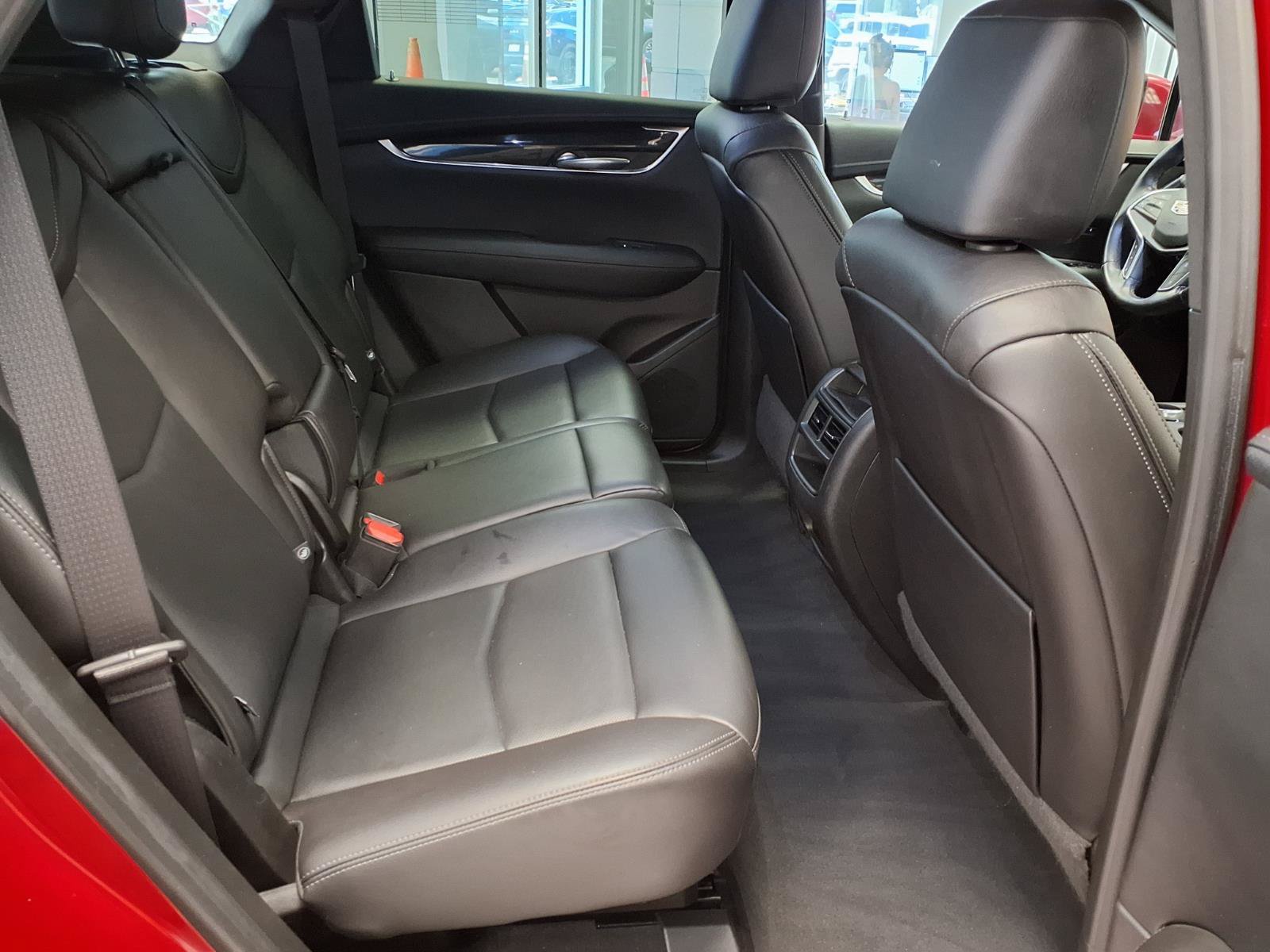 Used 2021 Cadillac XT5 Premium Luxury FWD image 14
