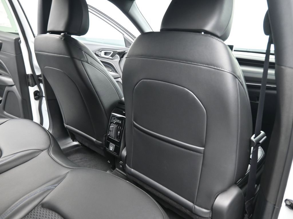 New 2026 Jeep Compass Latitude image 24