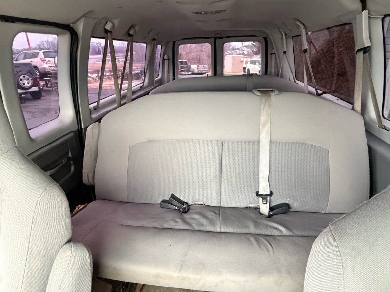 Used 2014 Ford E-350 and Econoline 350 XLT RWD image 12