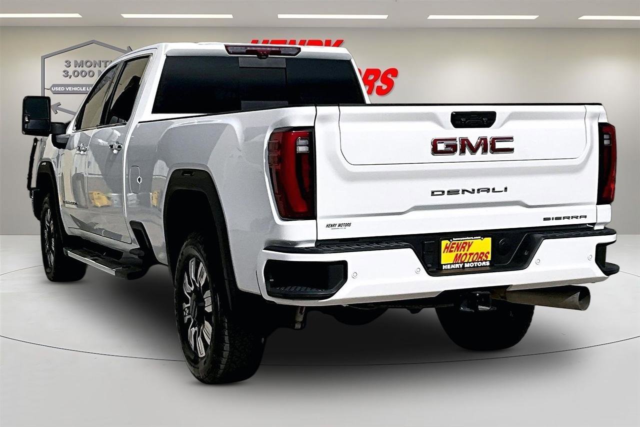 Used 2025 GMC Sierra 3500 Denali w/ Denali Reserve Package image 4