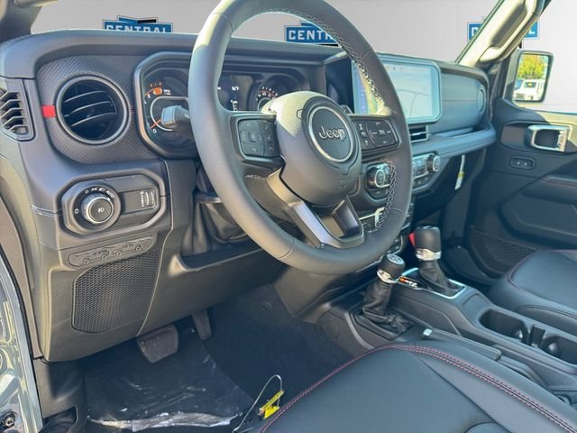 New 2025 Jeep Wrangler Rubicon AWD/4WD image 11
