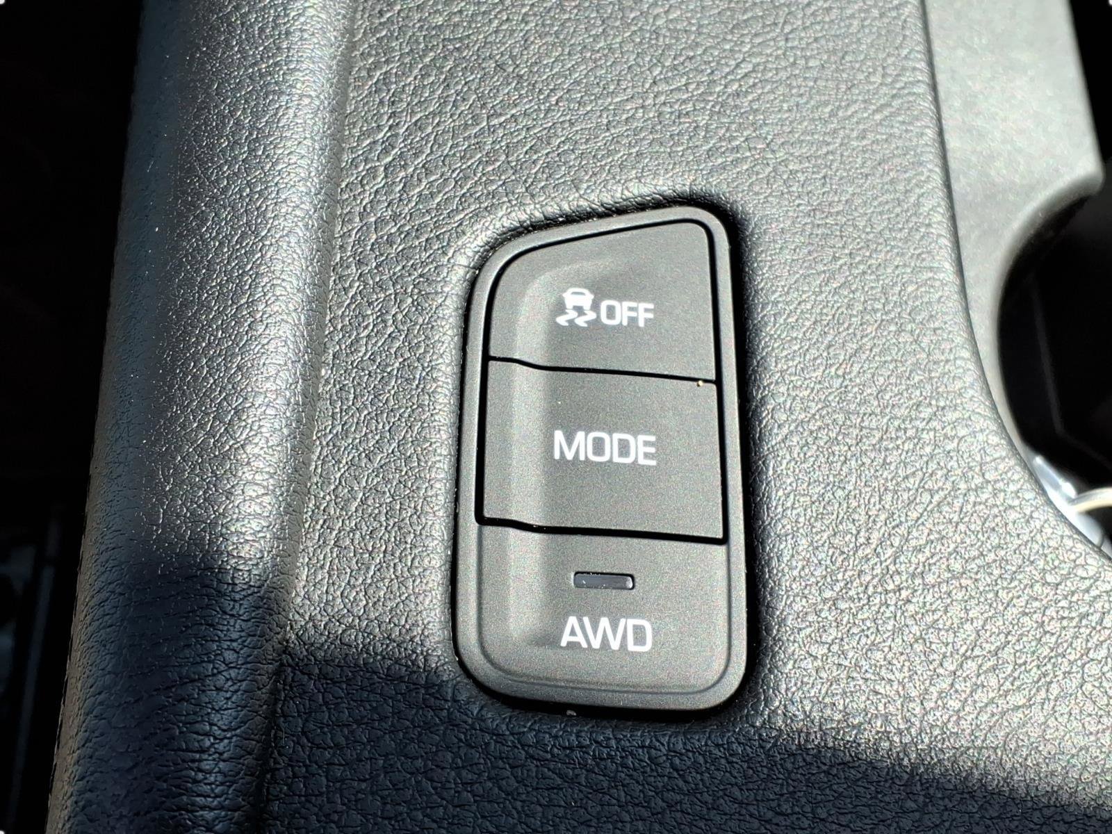 Used 2017 Cadillac XT5 Platinum w/ Driver Assist Package image 25