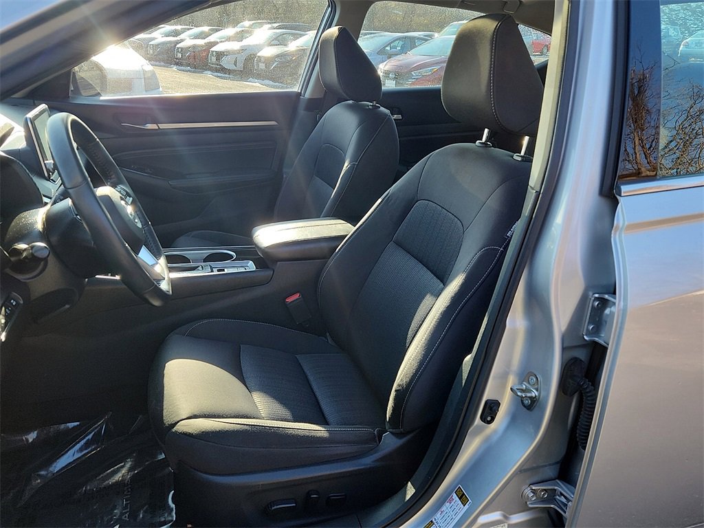 Used 2020 Nissan Altima 2.5 SV image 13