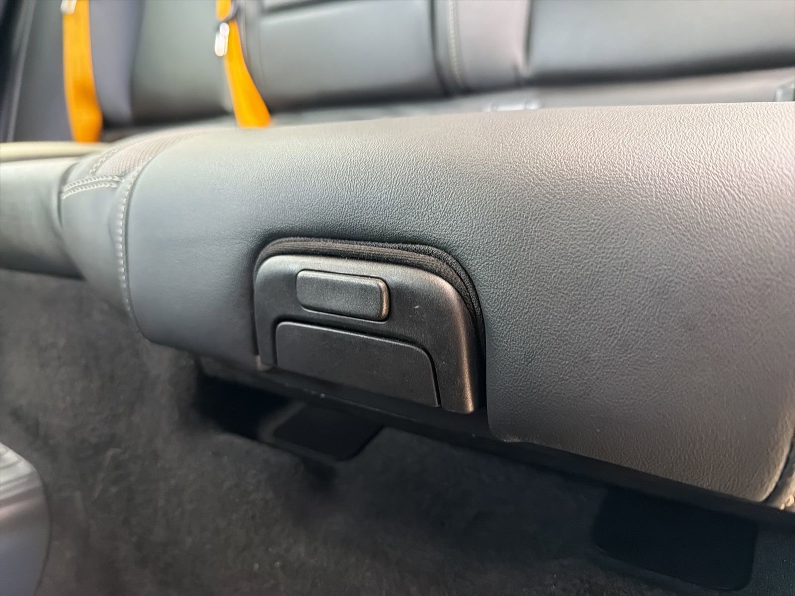 Used 2024 Volvo XC60 T8 Polestar w/ Protection Package Premier image 90