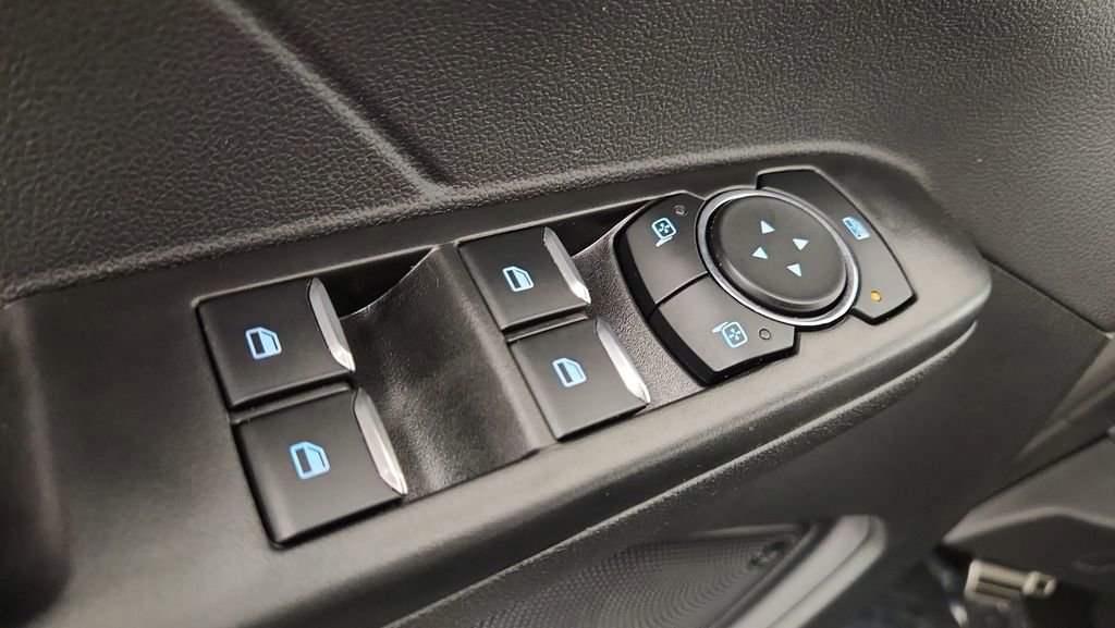 New 2024 Ford Escape ST-Line Select w/ Tech Pack #2 AWD/4WD image 31