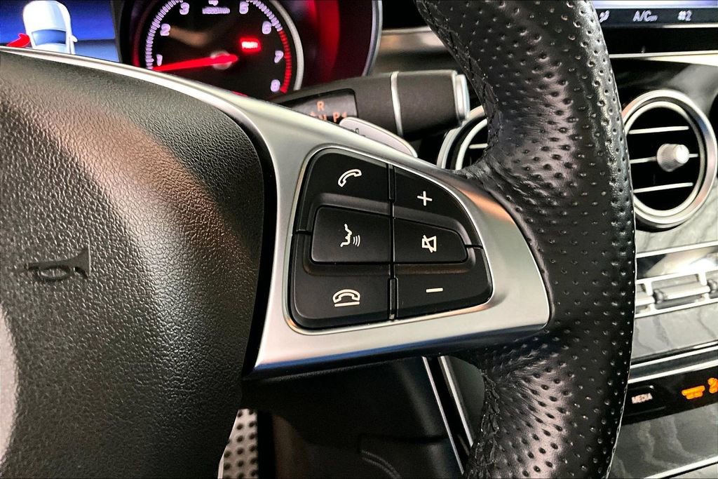 Used 2019 Mercedes-Benz GLC 300 w/ AMG Line image 19