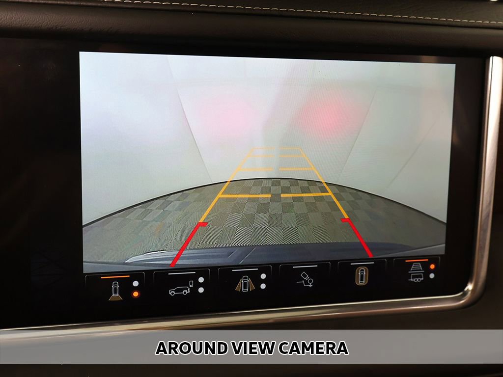 Used 2023 GMC Yukon Denali Ultimate w/ LPO, Floor Liner Package image 9