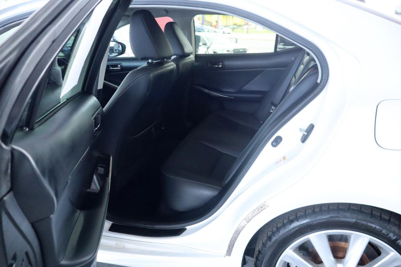 Used 2016 Lexus IS 200t RWD image 27